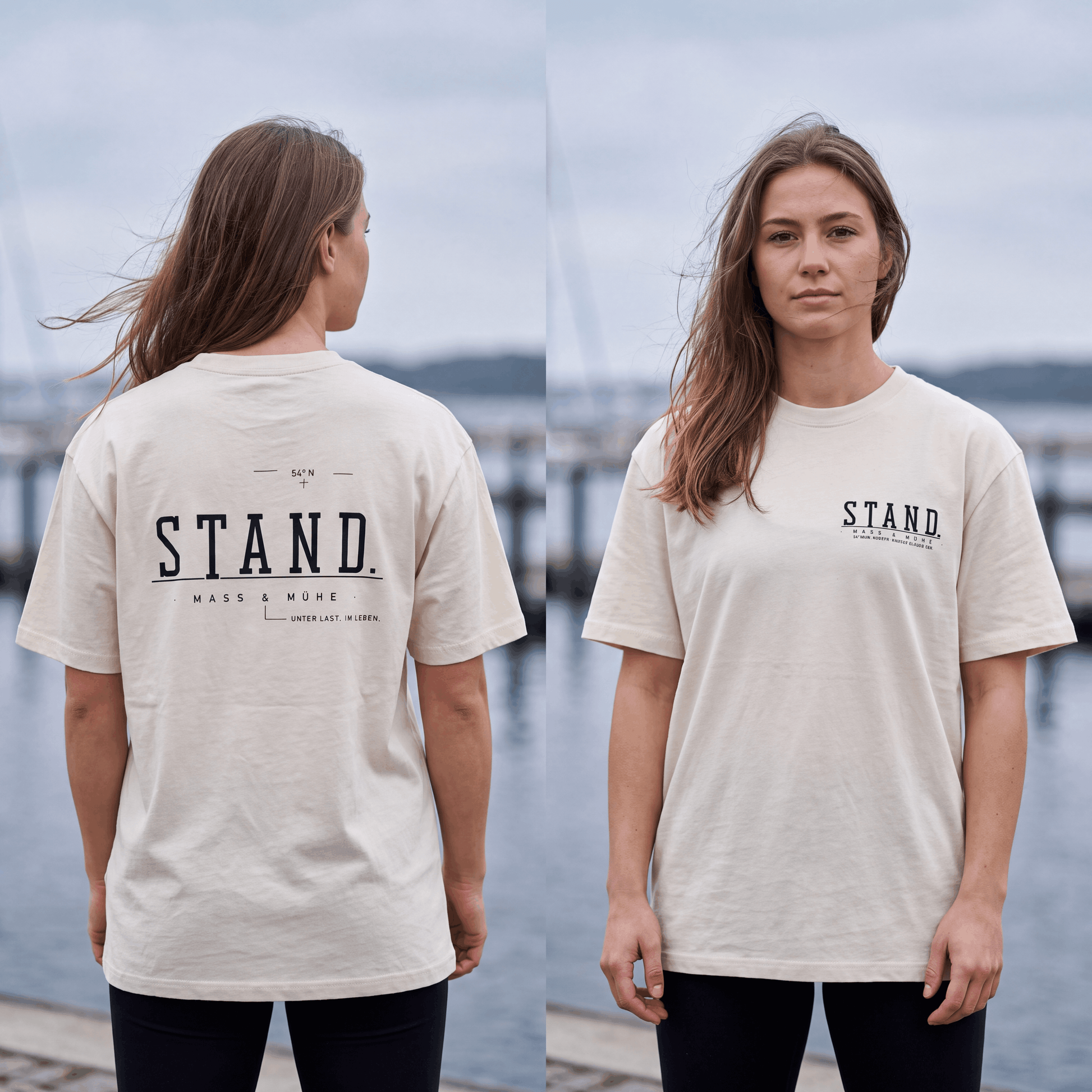 Frau im STAND. Oversized T-Shirt | Gischt mit kleinem Brustprint und großem Rückenprint am Wasser