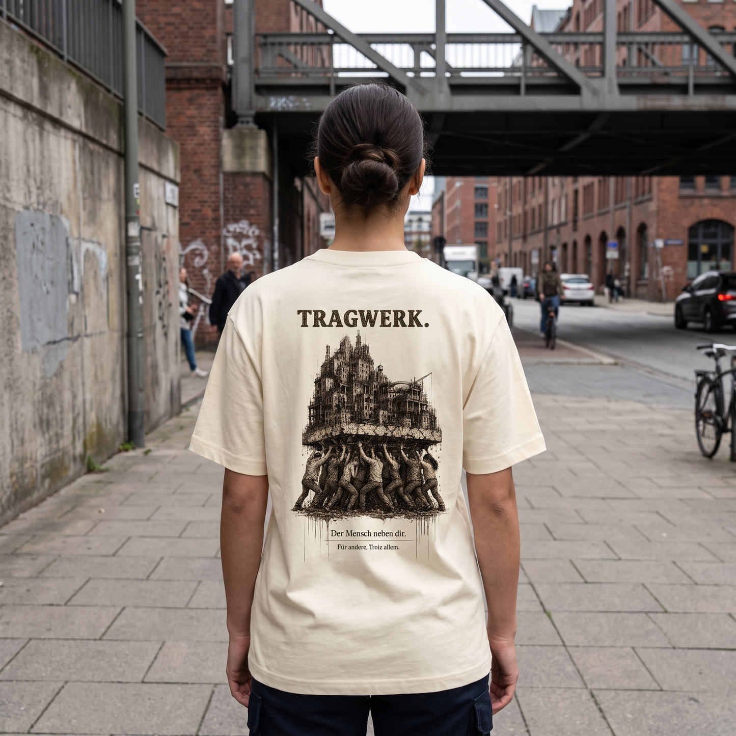 TRAGWERK. Heavy T-Shirt – Creme